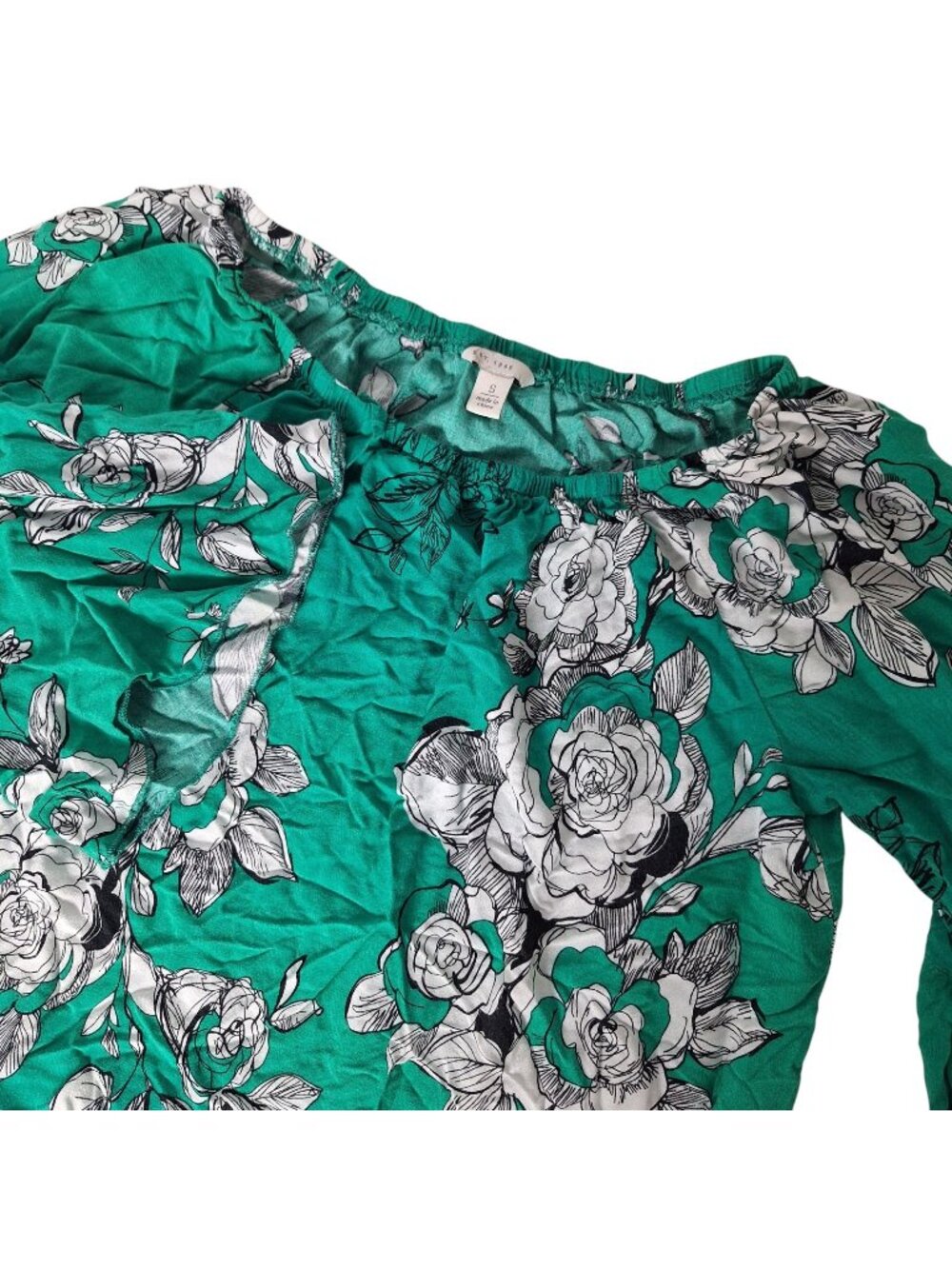 C. EST 1946 Floral Blouse S Green Cottagecore Boho Bell Sleeve Rayon Top